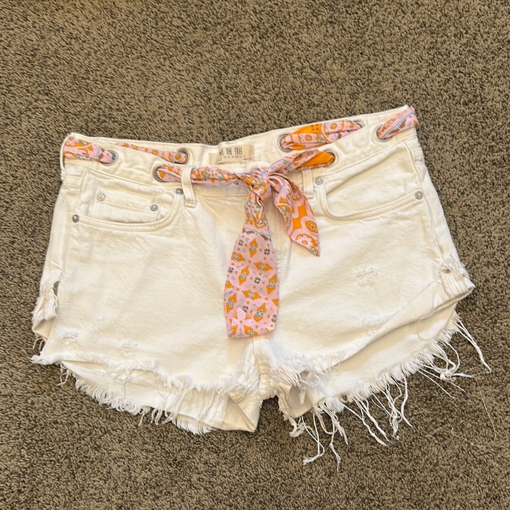 Free People Cream Jean Shorts with Orange/Pink Patterned Belt